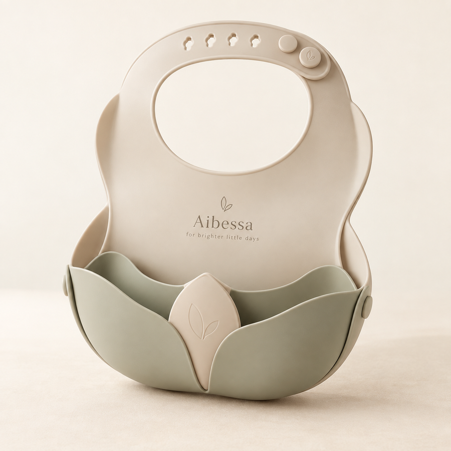 PetalCatch Silicone Feeding Bib
